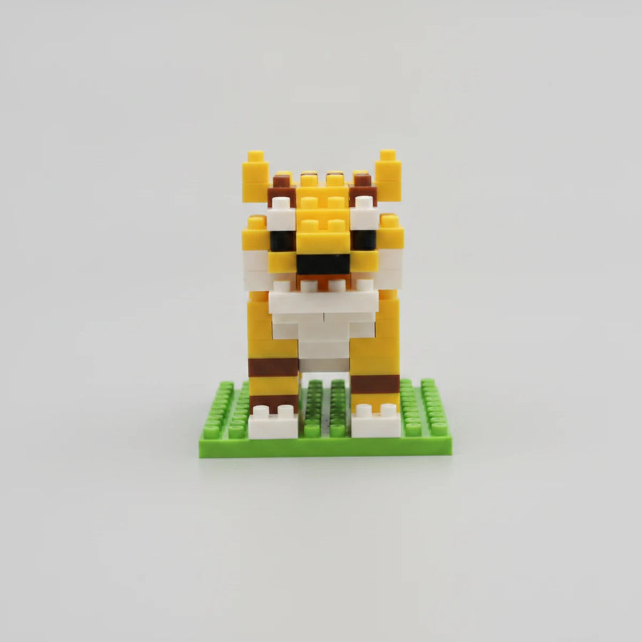 Tiger mini building blocks model, front view