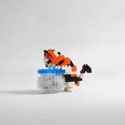 Fish Tank Cat | Mini Building Blocks