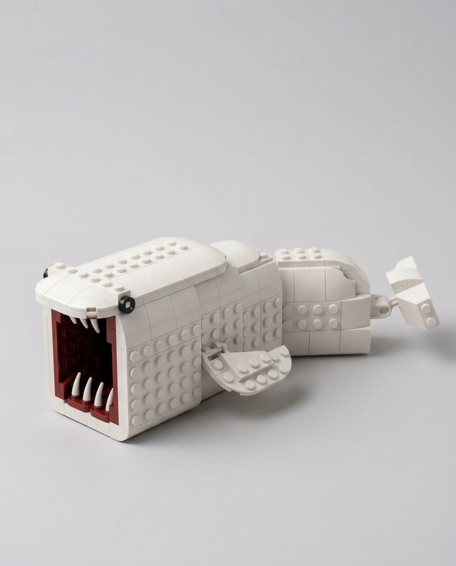 The Maw Serpent, mini building blocks model, side view